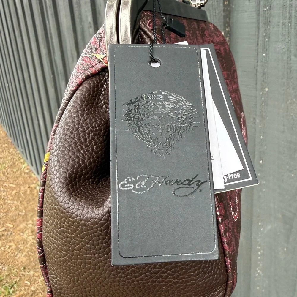 NWT ED HARDY KISS LOCK CLASP TIGER RHINESTONES FAUX LEATHER *Free Ship* - Picture 6 of 10